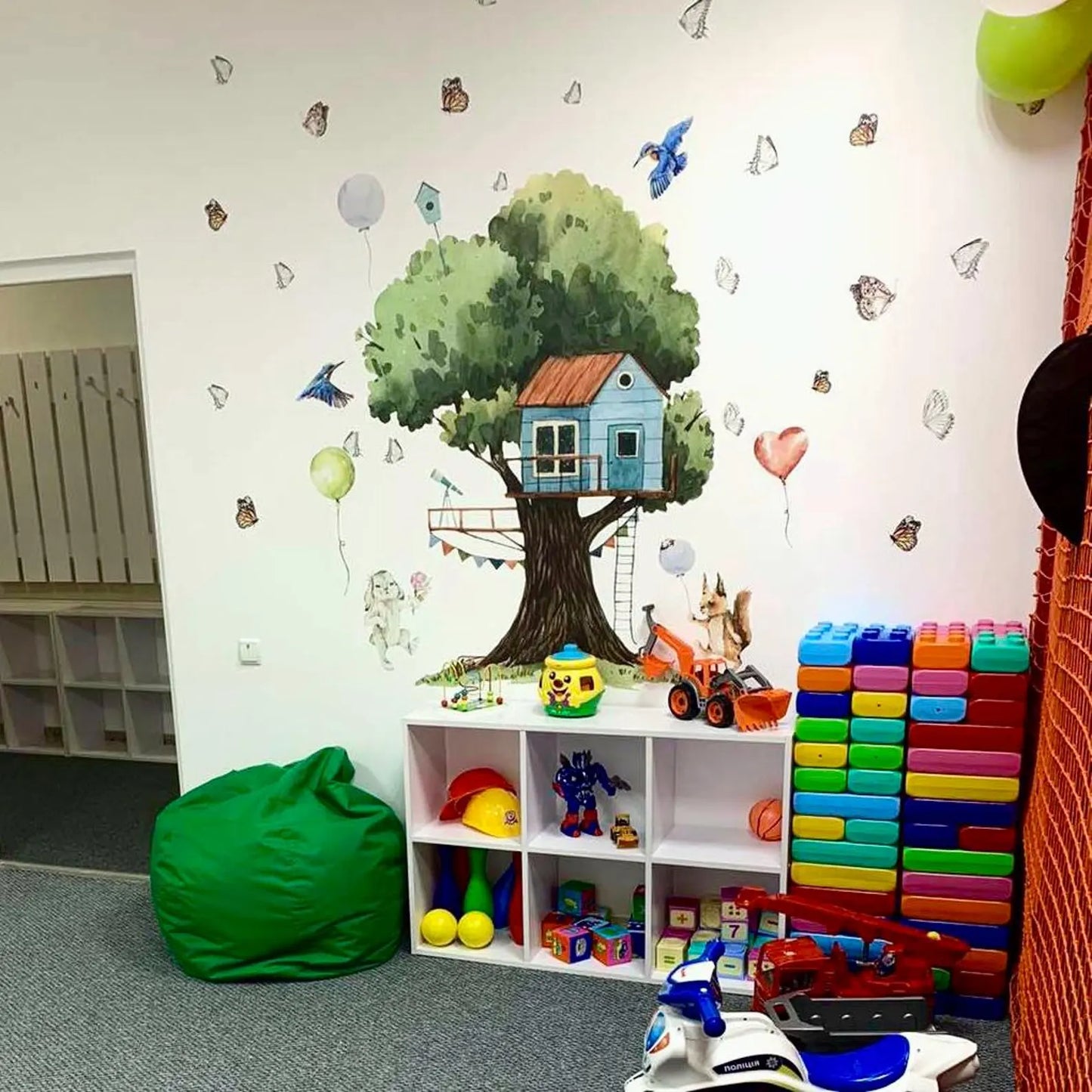 Tree House Wall Decal 1.4